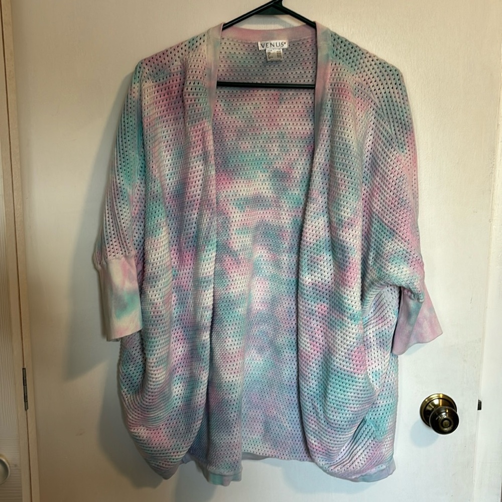 Venus sweater